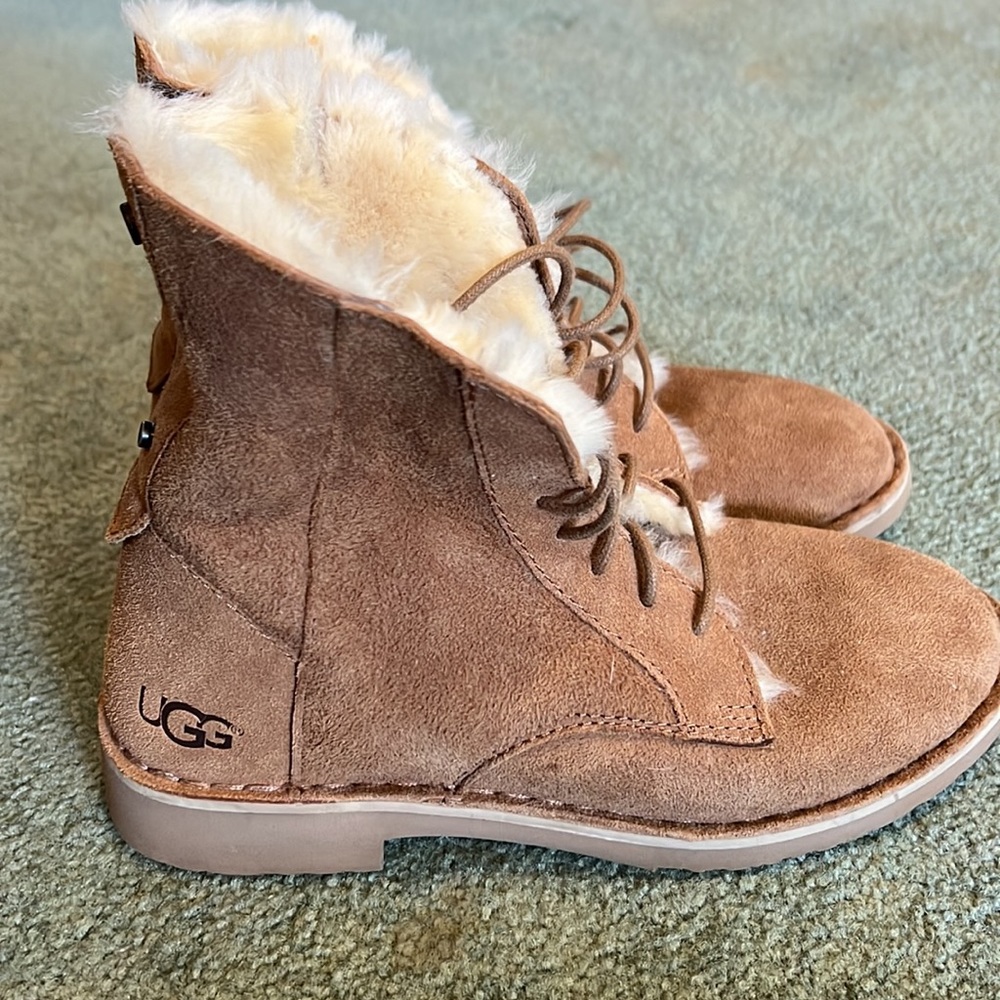 Ugg Boots - image 6